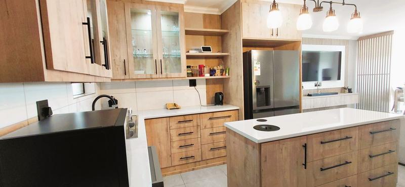 3 Bedroom Property for Sale in Heuwelsig Free State